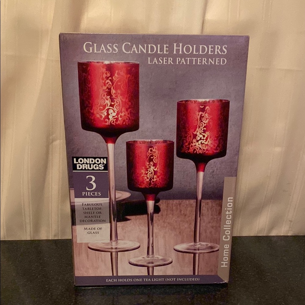 Red Glass Candle Holder Set